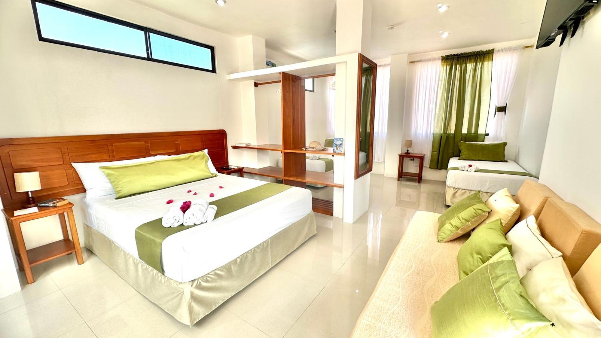 Hostal Suenos Silvestres Puerto Ayora  Ngoại thất bức ảnh