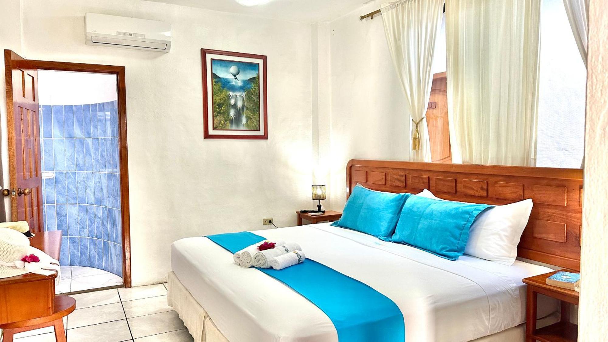 Hostal Suenos Silvestres Puerto Ayora  Ngoại thất bức ảnh