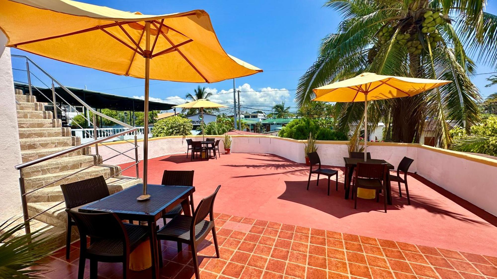 Hostal Suenos Silvestres Puerto Ayora  Ngoại thất bức ảnh